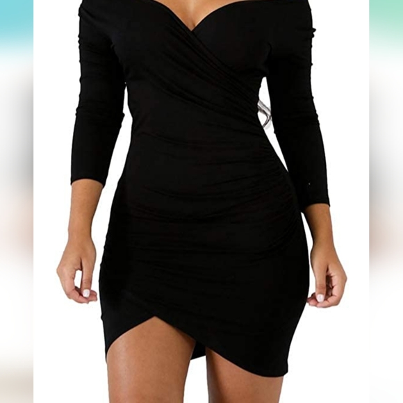 Black Elegant Dress - Picture 1 of 3